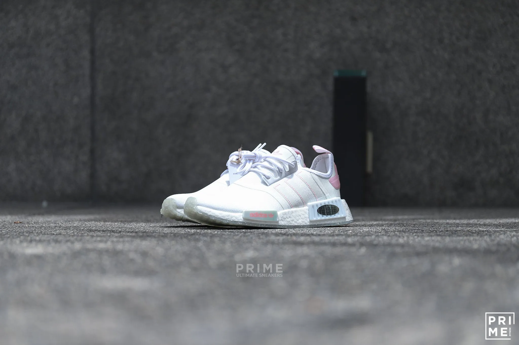 Adidas NMD R1  Cloud White/Acid red  (GW5679)