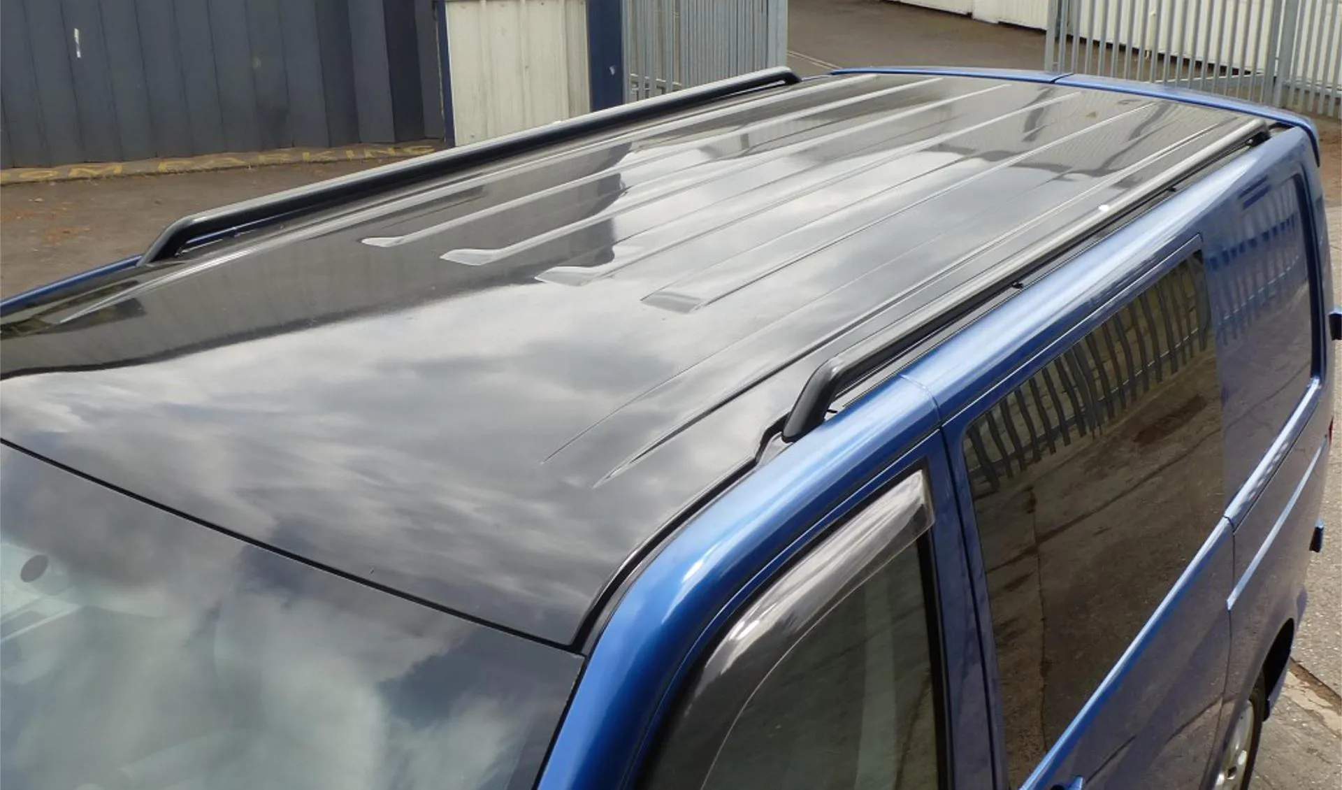 Black OE Style Steel Roof Rails for the Volkswagen Transporter T6 LWB