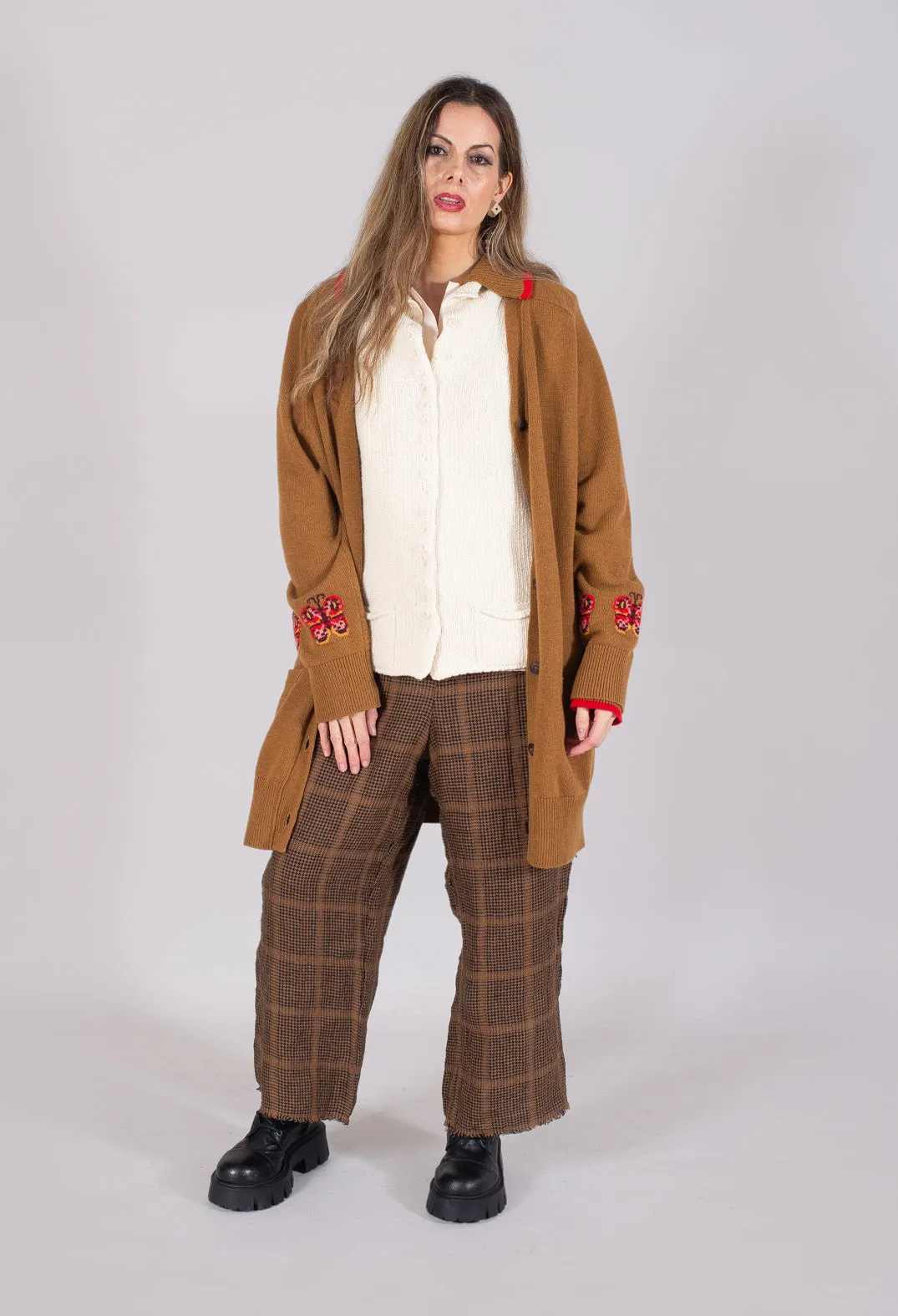 Blended Cashmere Cardigan with Embroidery Detail in Brown