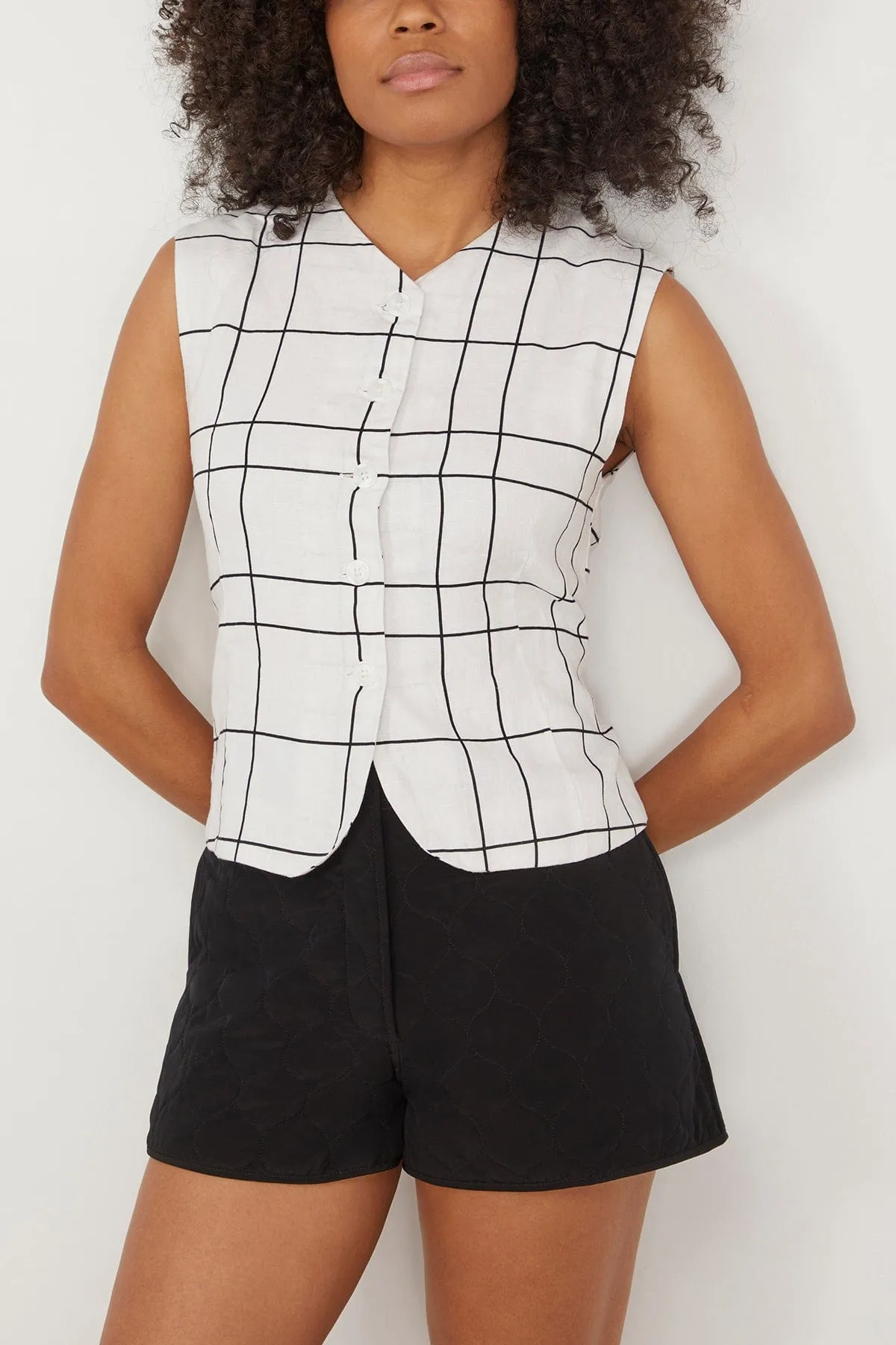 Genio Vest in Letizia Check White