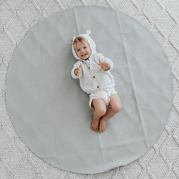 The MAXI CIRCLE mat (various colours) by Faemli